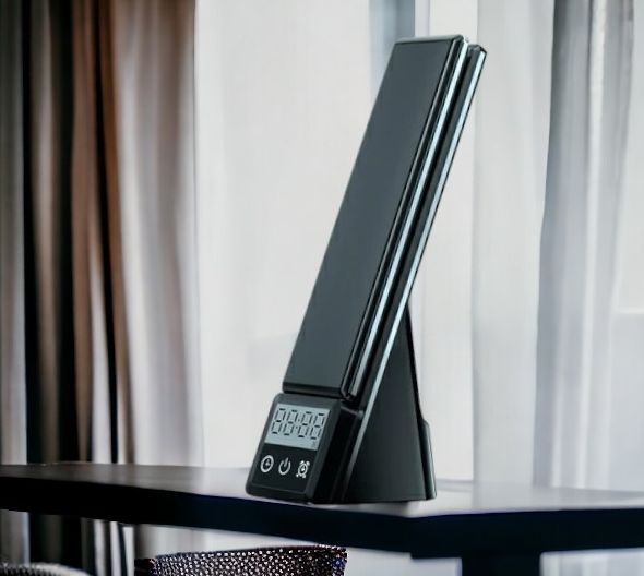 Настольная лампа с беспроводными зарядками, часами и будильником Zeus / Лед лампа с возможность беспроводной зарядки